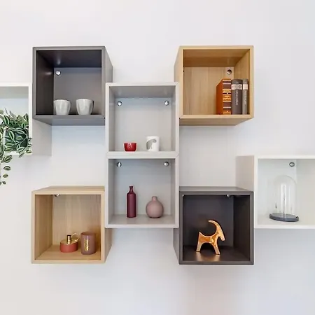 Feels Like Home, Center, Free Parking Apartment *